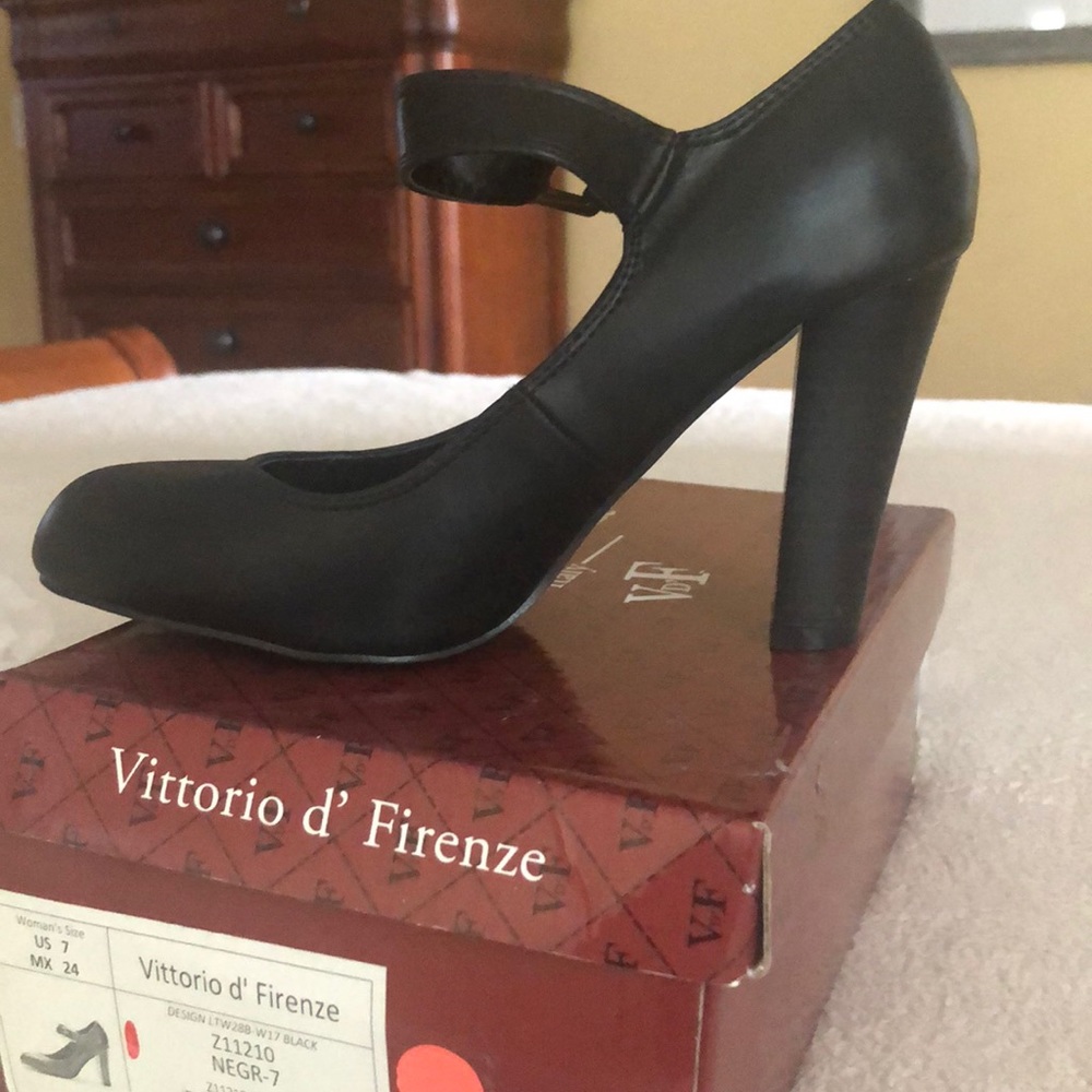 Black heels -new in box